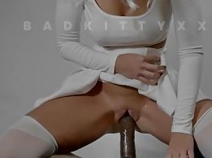Badkittyxx - She Wants A Bbc Dildo In Her Cunt (FULL ON FS & MV)