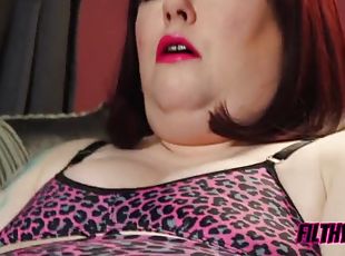 BBW Tina Snuas creamy pussy spreads wide and gets fucked with a dil...