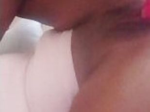 orgasm, pisandu-se, pasarica, tasnit, amatori, negresa, milf, jucarie, excitat, dildo