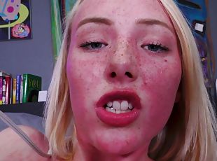 ADORABLE BLONDIE TEENAGE FUCKED