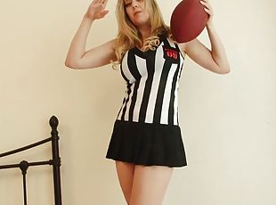 masturbarsi, ragazze-giovani, spogliarelli, solitari, uniformi, minigonne, gioco-del-calcio