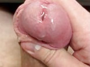 masturbare-masturbation, public, tasnit, amatori, jet-de-sperma, pula-imensa, sperma, solo, pula