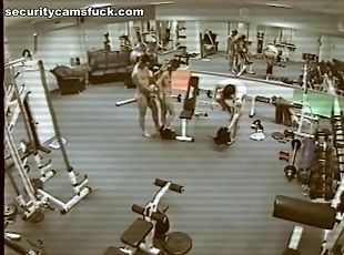 Hot Threesome at the Gym gets Filmed