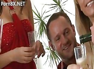 opité, orgie, párty, swingers, zlatíčka, pár, skupinový-sex, šialené, jebanie, realita