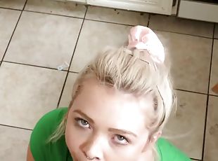 fajka, teenagerské, hardcore, pov, blondýna, s-pírsingom, rozkošné-cute, tetovanie