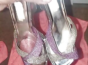 found pair of shiny heels in customer car