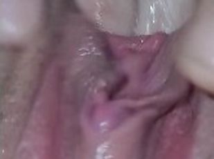 masturbare-masturbation, orgasm, pasarica, tasnit, nevasta, amatori, milf, cuplu, cu-degetelul, stramta