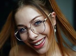 gafas, colegiala-schoolgirl, mamada, chorro-de-corrida, madurita-caliente, adolescente, tragar, pies, primera-persona, corrida