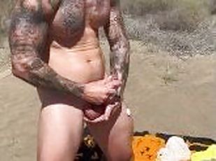 Cruising Jerk Off In The Desert Boygym fat cock