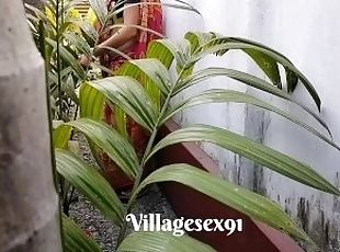 pesta-sex-berkumpulan, di-luar, awam, isteri, gadis-indian, sex-dalam-kumpulan-groupsex, makcik, kolej, punggung-butt, kebun