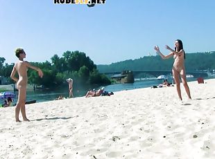 allaperto, sport, lesbiche, videocamera, spiaggia, voyeur, trio, brunette, telecamere-nascoste