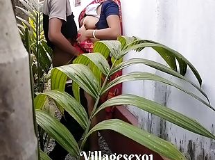 House Garden Clining Time Sex A Bengali Wife With Saree In Outdoor ...