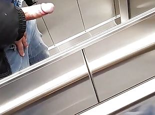 Elevator wank