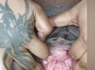 klitoris, kadının-cinsel-organına-dokunma, kocaman-huge, mastürbasyon-masturbation, boşalma, amcık-pussy, amatör, siyahi-kadın, oyuncak, zorluk-derecesi