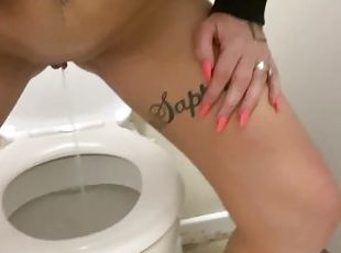 pisandu-se, public, pasarica, amatori, milf, vedeta, pov, britanic, uda, realitate