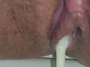 baden, haarig, alt, orgamus, pissen, muschi, spritzen, dilettant, junge, creampie