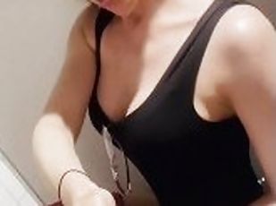 Fucking my bitch in shopping mall pay office -full clip on my Onlyf...