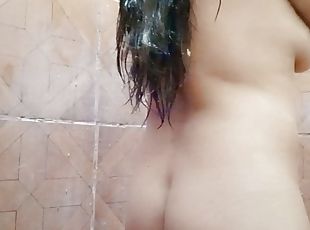 bañando, tetas-grandes, masturbación, amateur, adolescente, casero, latino, casting, indio, primera-persona