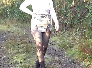 cul, en-plein-air, collants, mature, black, bas, blonde, solo, forêt, talons-hauts