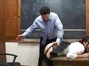 Schoolgirl likes it when the teacher licks her