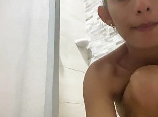 banyo-yapma, mastürbasyon-masturbation, amatör, genç, ev-yapımı, parmaklama, ufak-tefek-kadın, duş, tek-kişilik, spor-salonu