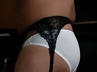 masturbation, ejaculation-sur-le-corps, gay, massage, point-de-vue, culotte, blanc, en-nylon, soutien-gorge, taquinerie