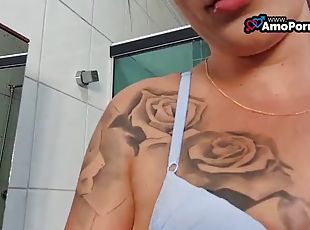 bañando, tetas-grandes, cuatro-patas, mamada, hardcore, latino, brasil, primera-persona, lencería, culazo