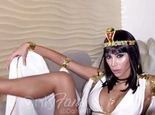 Latina in Cleopatra costume plays with her tits and pussy