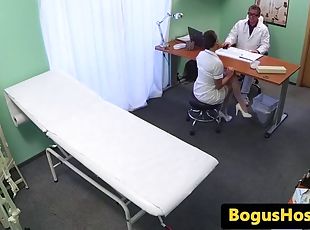 posisi-seks-doggy-style, perawat, amatir, blowjob-seks-dengan-mengisap-penis, dokter, eropa, mata-uang-euro