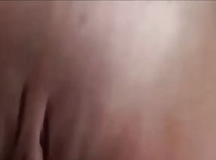 Asian mature babe fucks and squirts