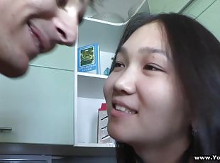 asiatique, levrette, chatte-pussy, fellation, interracial, ados, hardcore, branlette, couple, cuisine