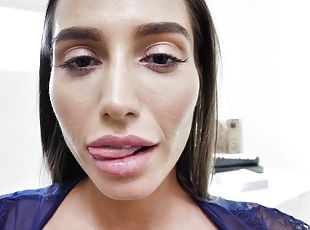 beautiful brunette Desiree Dulce is the real queen of a blowjob