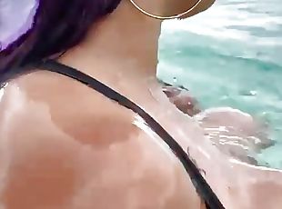 culo, tetas-grandes, pezones, al-aire-libre, amateur, maduro, madurita-caliente, casero, latino, mamá