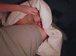 Sexy stepsister snuck under the covers and woke me up with a blowjo...
