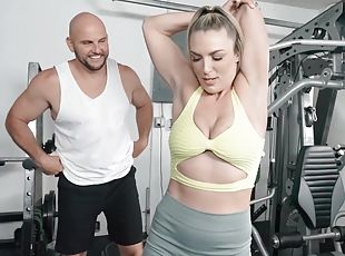 Joslyn Jane gets her hairy pussy fucked by a horny personal trainer