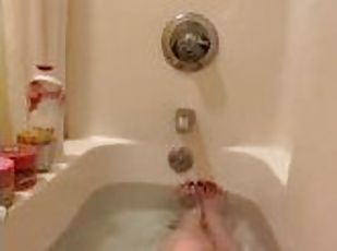 Bathtime Feet play