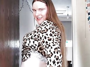 Leopard dress & Weight Reveal!