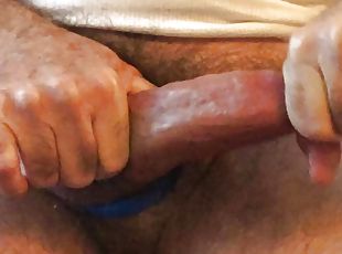  Daddy OhTrevor jacks a thick creamy cumshot with his big hairy thi...