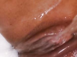 cur, clitoris, masturbare-masturbation, orgasm, pasarica, masaj, cu-degetelul