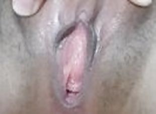 asiatic, clitoris, paroasa, masturbare-masturbation, pasarica, tasnit, amatori, masaj, cu-degetelul, excitat