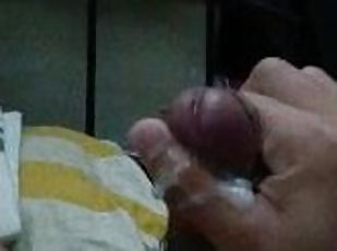 asiatique, papa, masturbation, vieux, amateur, ejaculation-sur-le-corps, énorme-bite, gay, jeune-18, ejaculation