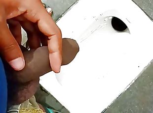 Indian desi big dick piss in public, risky pissing in public place,...