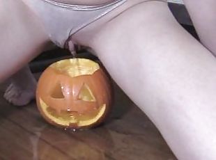 Teen pees in small pumpkin holding female desperation piss whore pe...