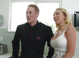 Swinger Wife Kagney Linn Karter Bangs Another Guy in Front of Her H...