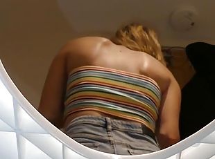 amatoriali, pov, toilette, sorelle, feticci, dominazione-femminile