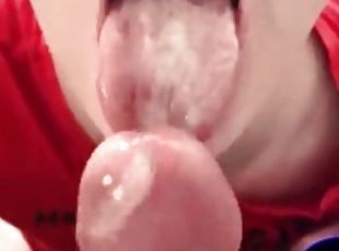 Extreme close-up of my first attempt at deep throat with huge ASMR ...