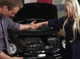 Car mechanic fixes your car and fucks your horny pussy - Cindy Behr