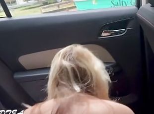 Big booty stepmom sucks dick and gets her pussy cream pied in the car