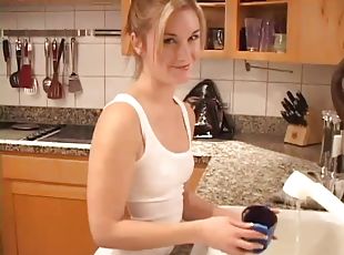 Private School Jewel washes her pussy in sink