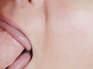 Close Up Suck/Swallow/Cumplay (TastieTiffie Onlyfans)